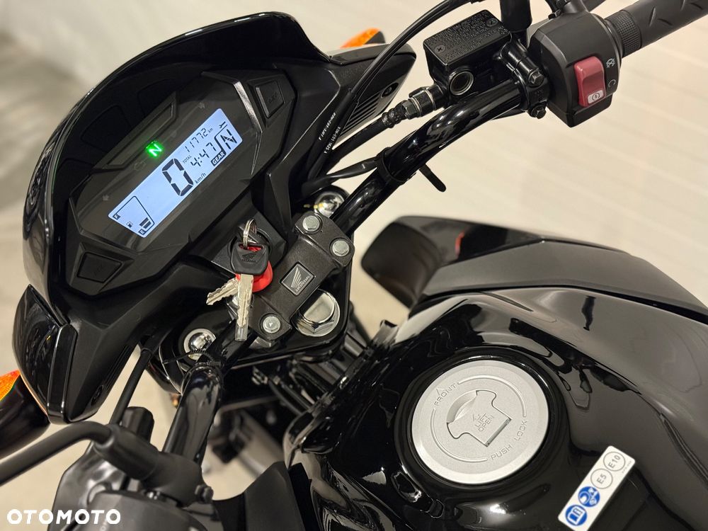 Honda CB - 28