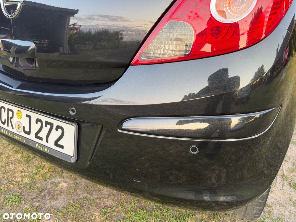 Opel Corsa 1.4 16V Active - 17