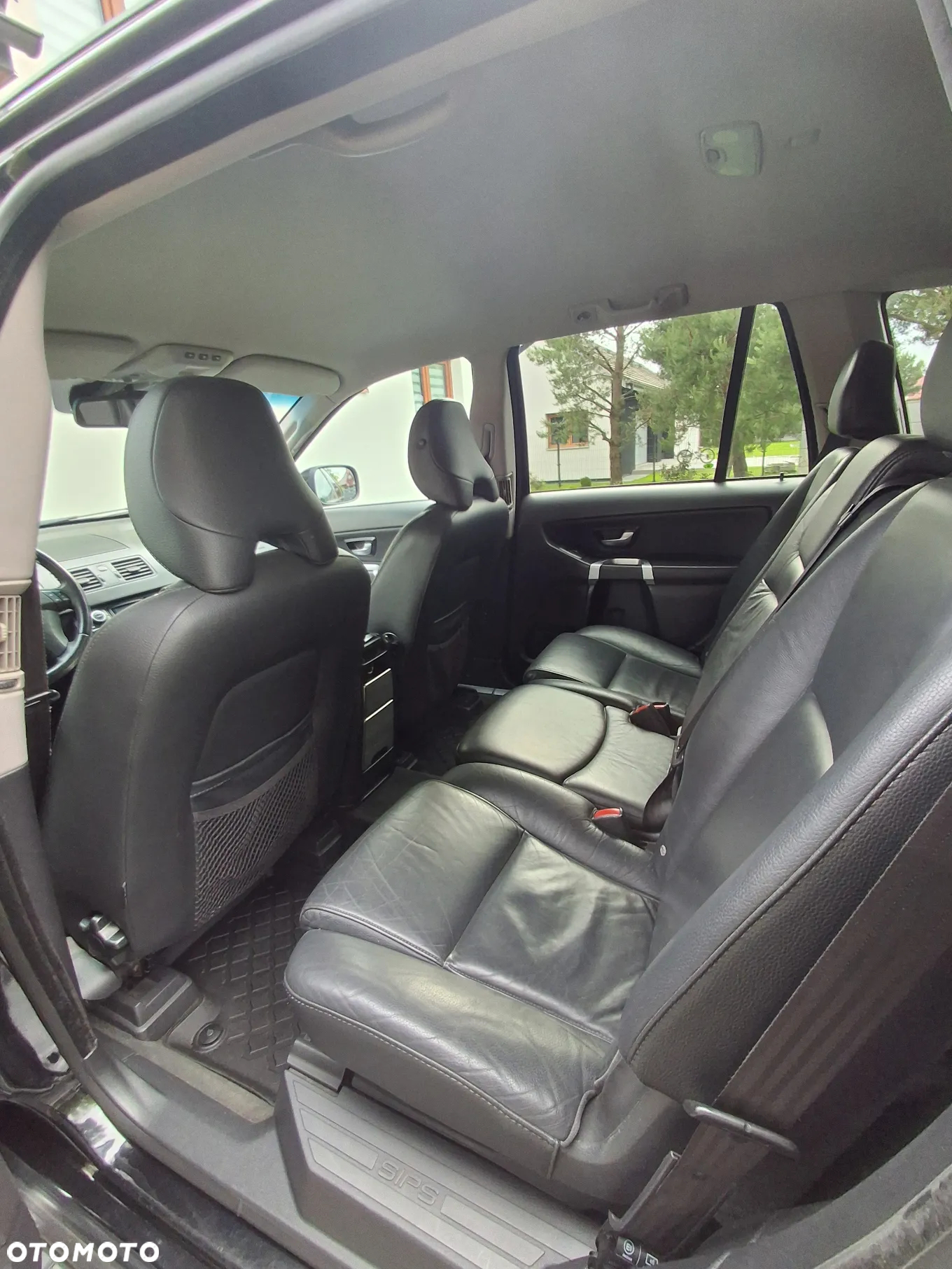 Volvo XC 90 - 9