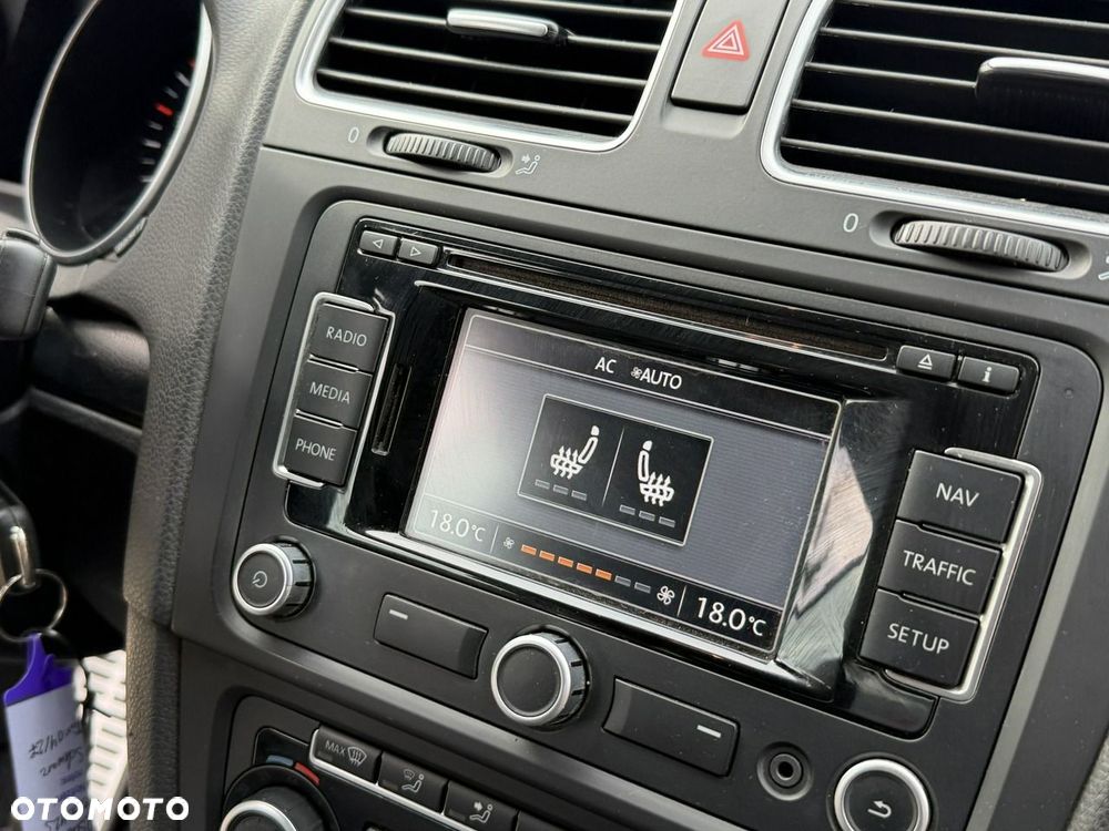 Volkswagen Golf - 18