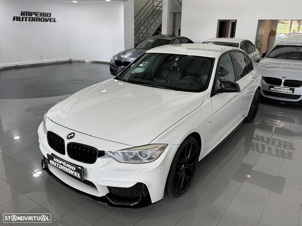 BMW 328 i Auto Pack M - 3