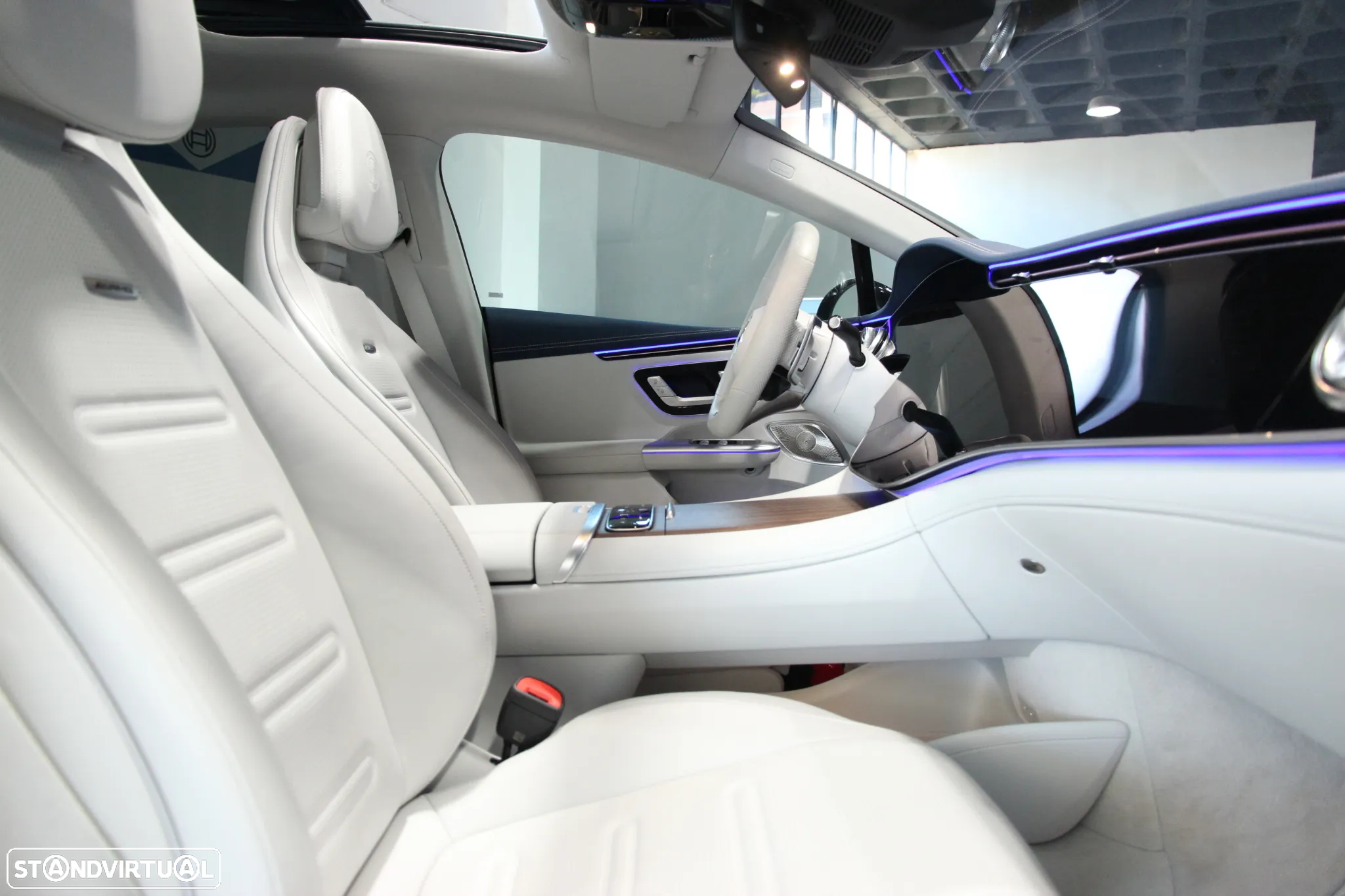 Mercedes-Benz EQE 43 AMG 4Matic - 6