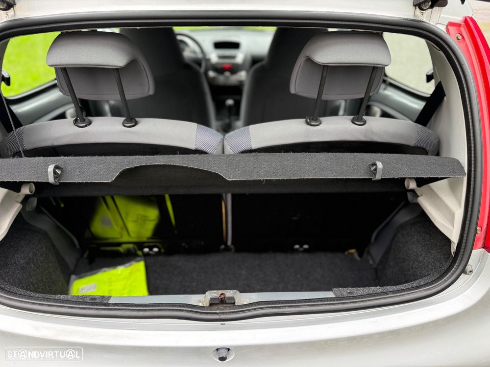 Peugeot 107 1.0 Trendy - 7