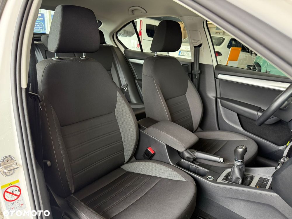 Skoda Octavia 1.6 TDI Ambition - 8