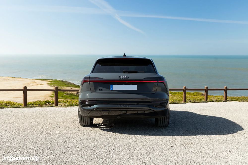 Audi Q8 e-Tron 55 quattro advanced - 4