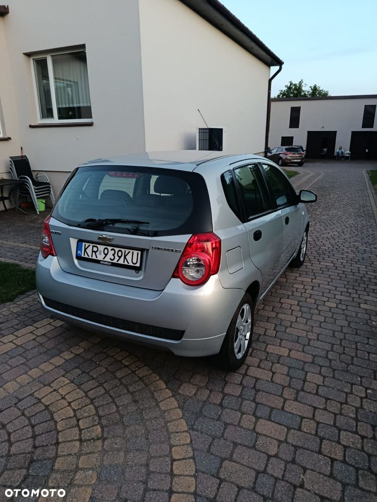 Chevrolet Aveo - 6