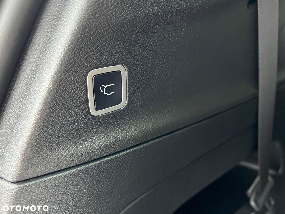 Chrysler Pacifica - 25