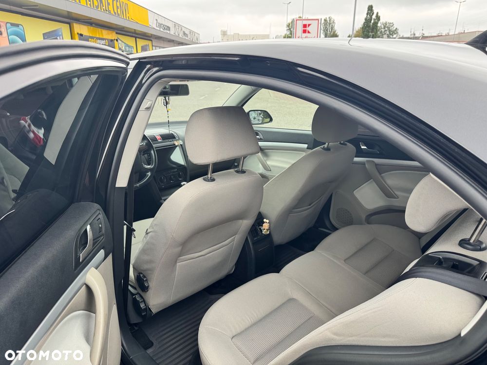 Skoda Octavia 1.6 FSI Elegance - 15