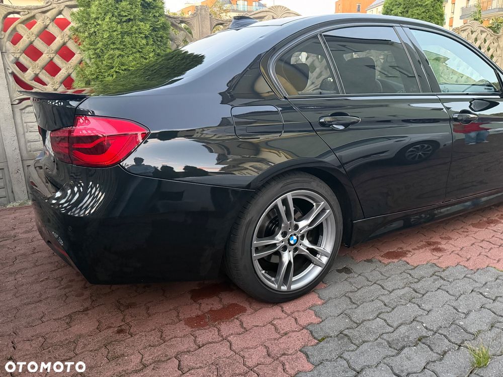 BMW Seria 3 318d M Sport - 5