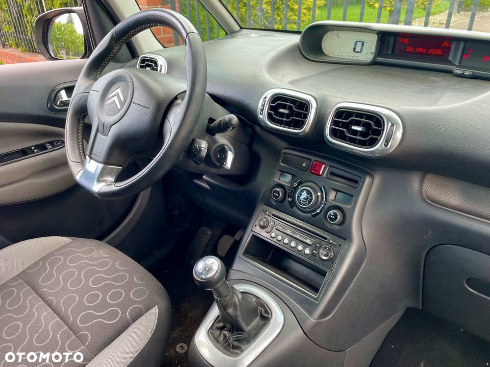 Citroën C3 Picasso 1.4i Exclusive - 17