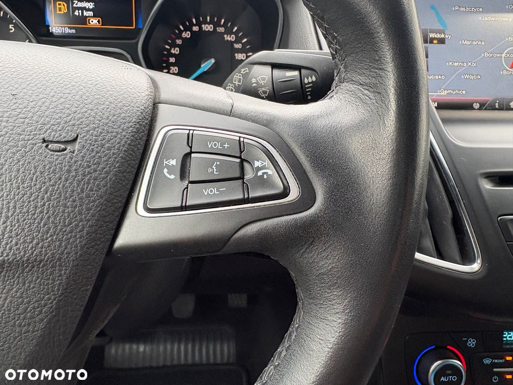 Ford Focus 1.0 EcoBoost Titanium - 23