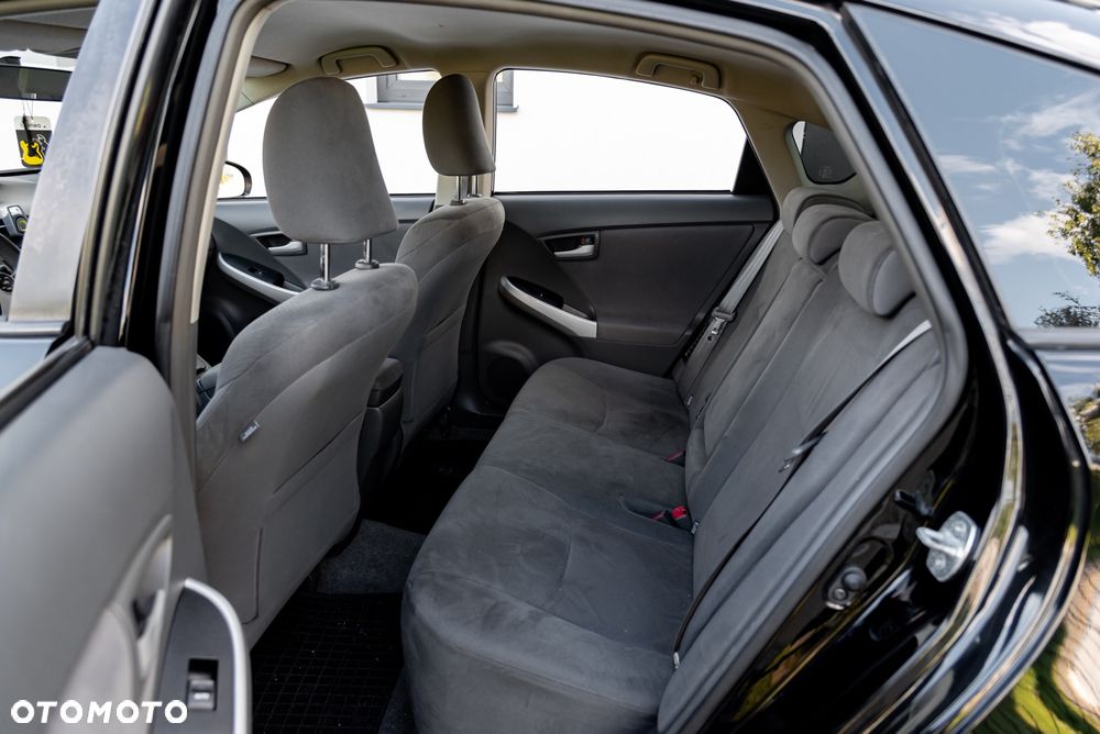 Toyota Prius 1.8 HSD Premium - 22