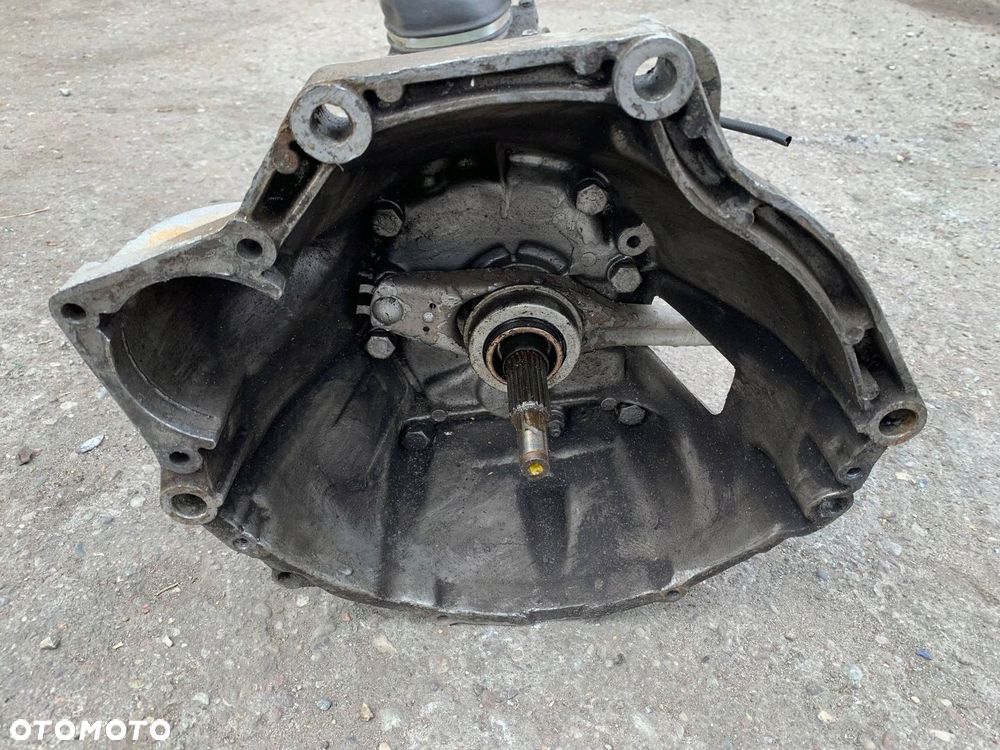 Manualna 5-biegowa skrzynia biegów Daewoo FSO Polonez 1.6 benzyna caro - 5