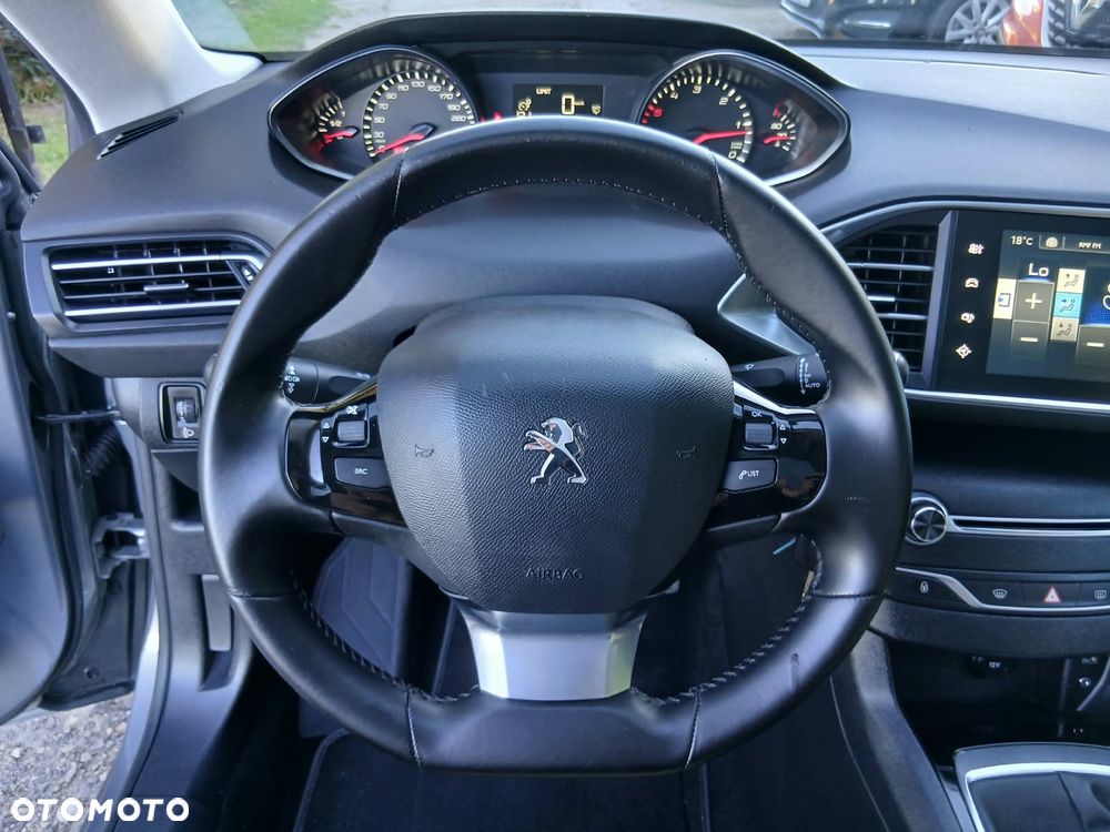 Peugeot 308 - 22