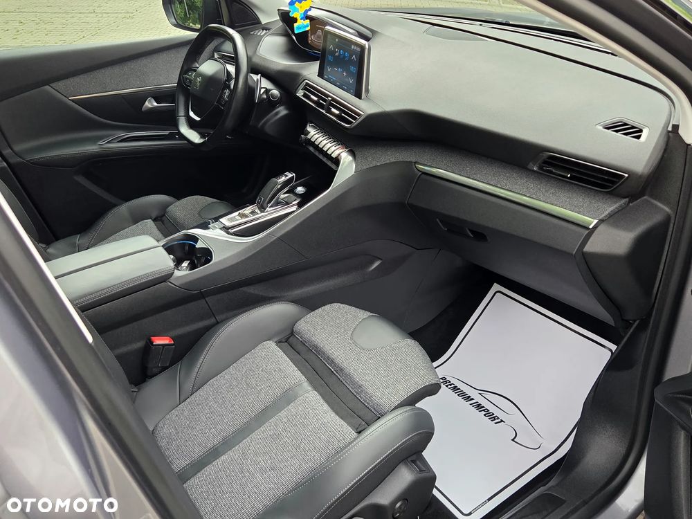 Peugeot 5008 - 18