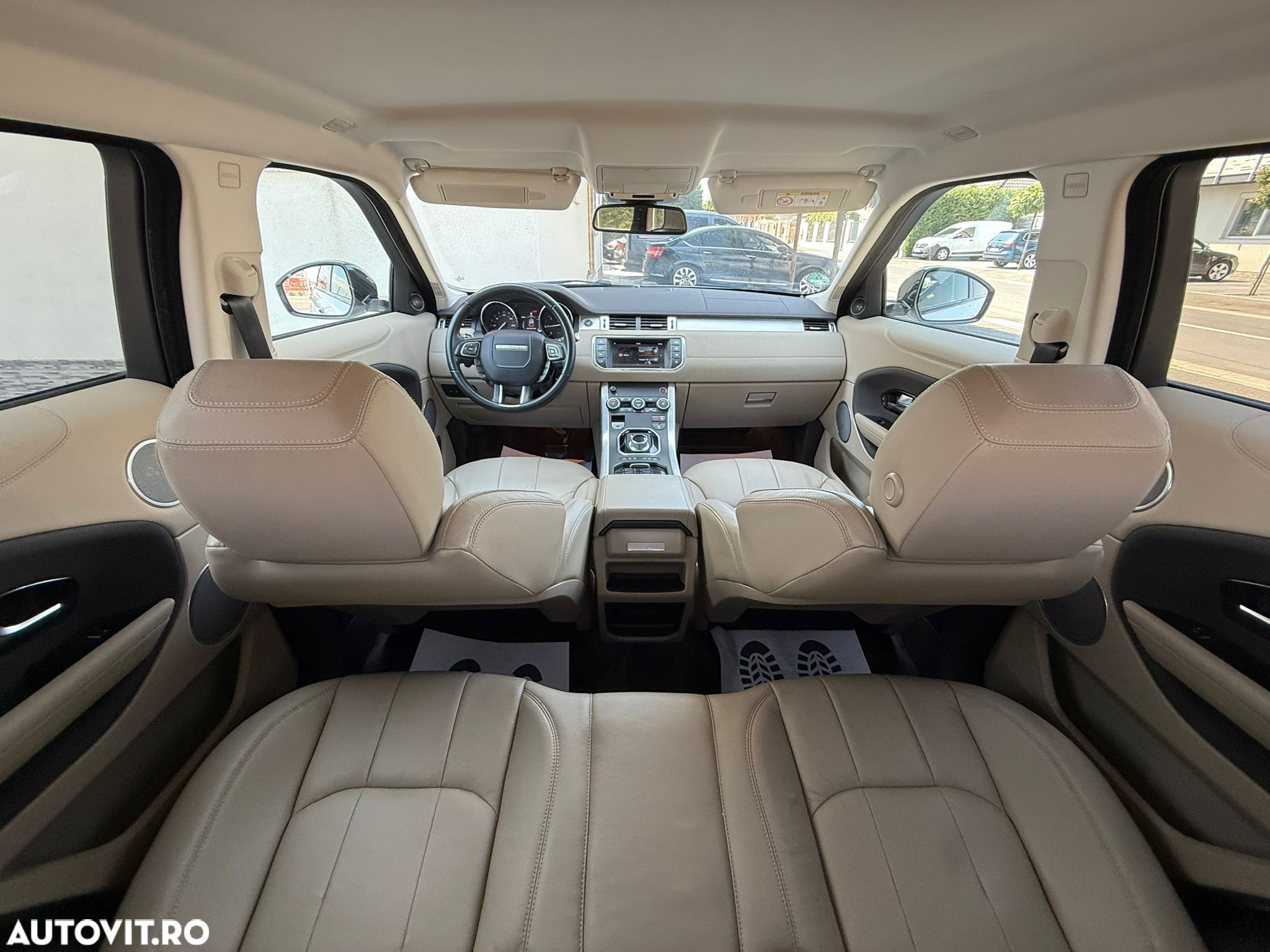 Land Rover Range Rover Evoque - 18