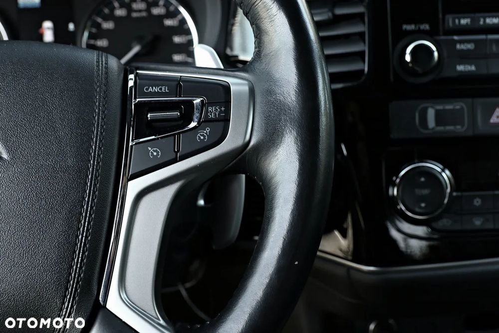 Mitsubishi Outlander - 27