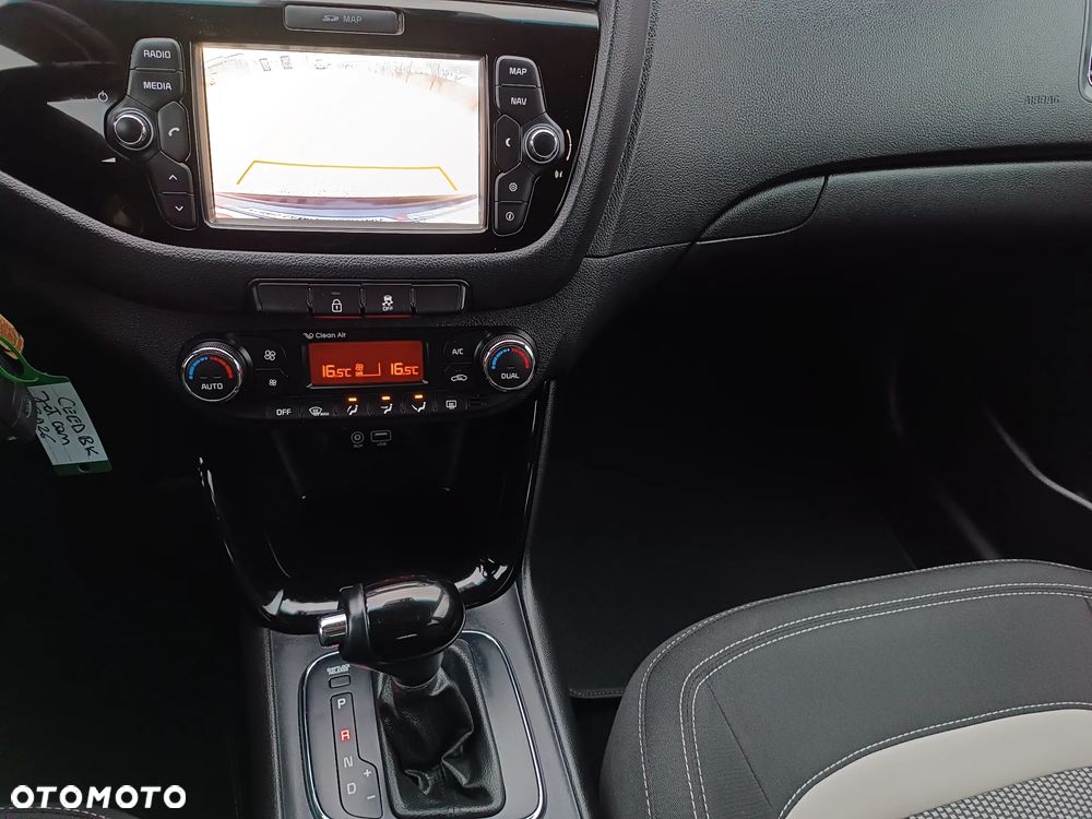 Kia Ceed 1.6 CRDi S - 35