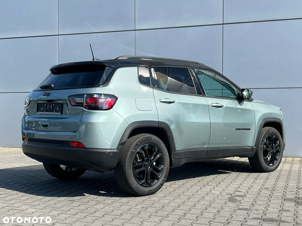 Jeep Compass 1.3 T4 PHEV 4xe Upland S&S - 11