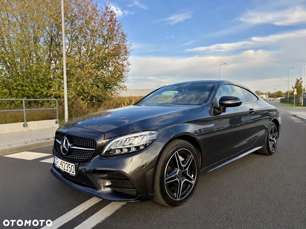 Mercedes-Benz Klasa C 200 4MATIC 9G-TRONIC - 38