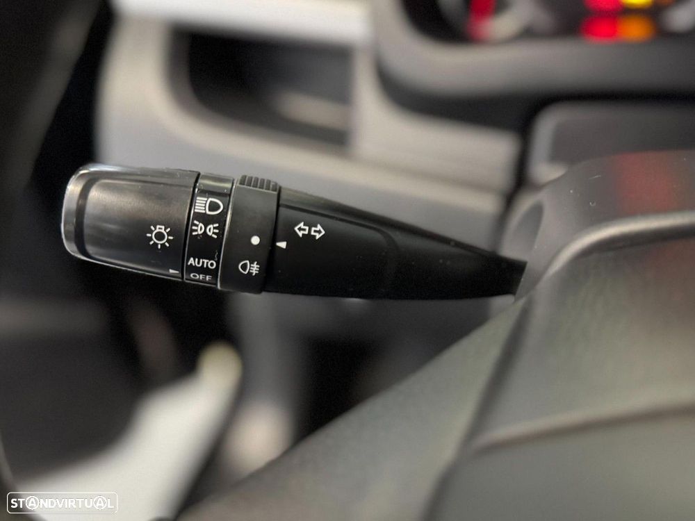 Suzuki Swift 1.2 VVT GLX - 32