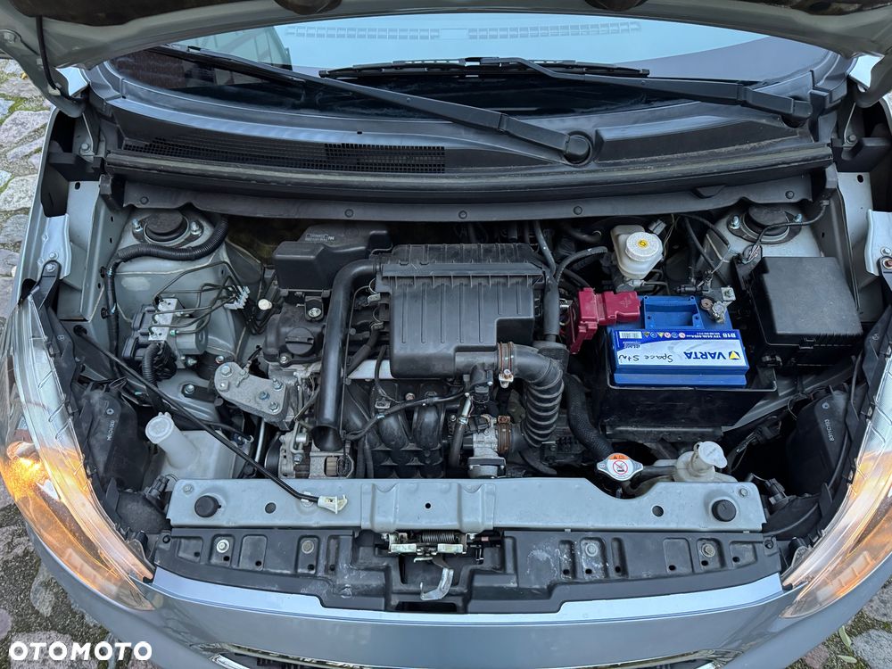 Mitsubishi Space Star - 7