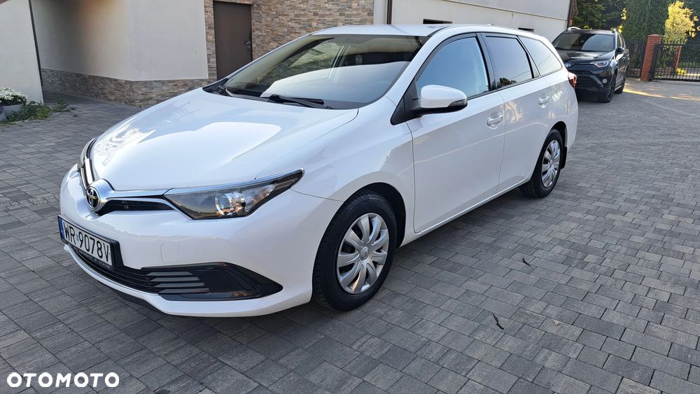 Toyota Auris 1.33 VVT-i Active - 1