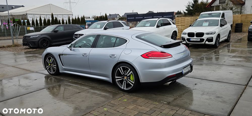 Porsche Panamera - 13