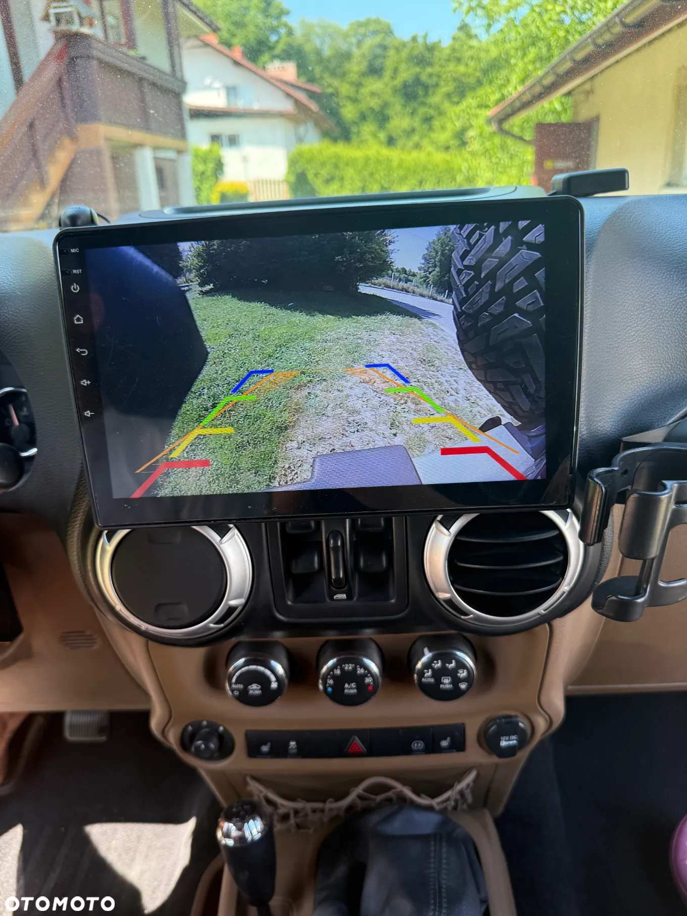 Jeep Wrangler - 12