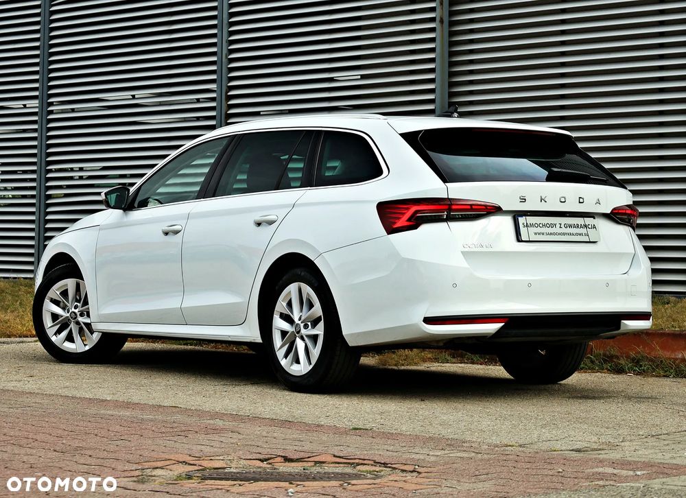 Skoda Octavia 1.5 TSI Selection - 8