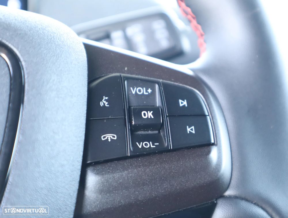 Ford Mustang Mach-E AWD PREMIUM - 33