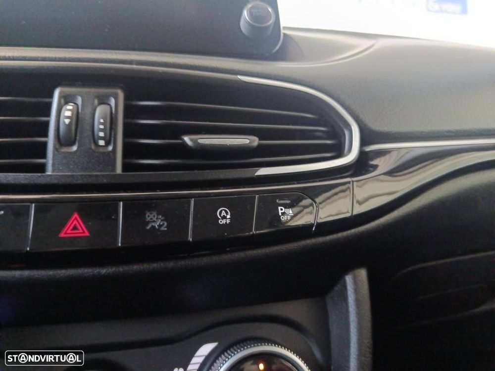 Fiat Tipo 1.3 MultiJet Life - 21