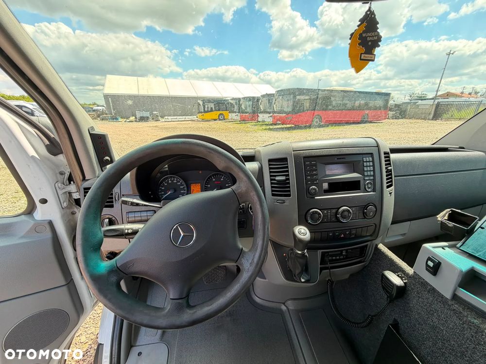 Mercedes-Benz Sprinter 516 - 22