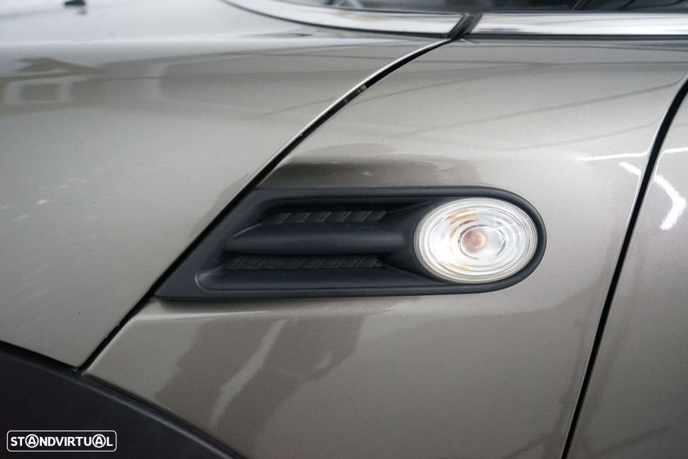 MINI Cabrio Cooper D - 11