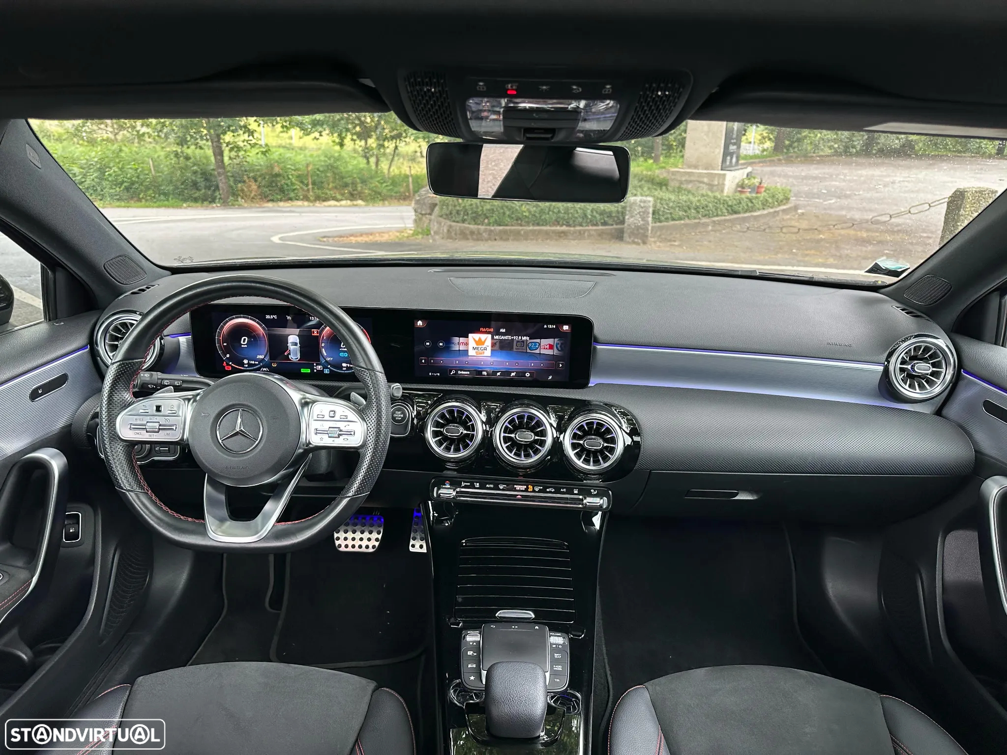 Mercedes-Benz A 250 e AMG Line - 31