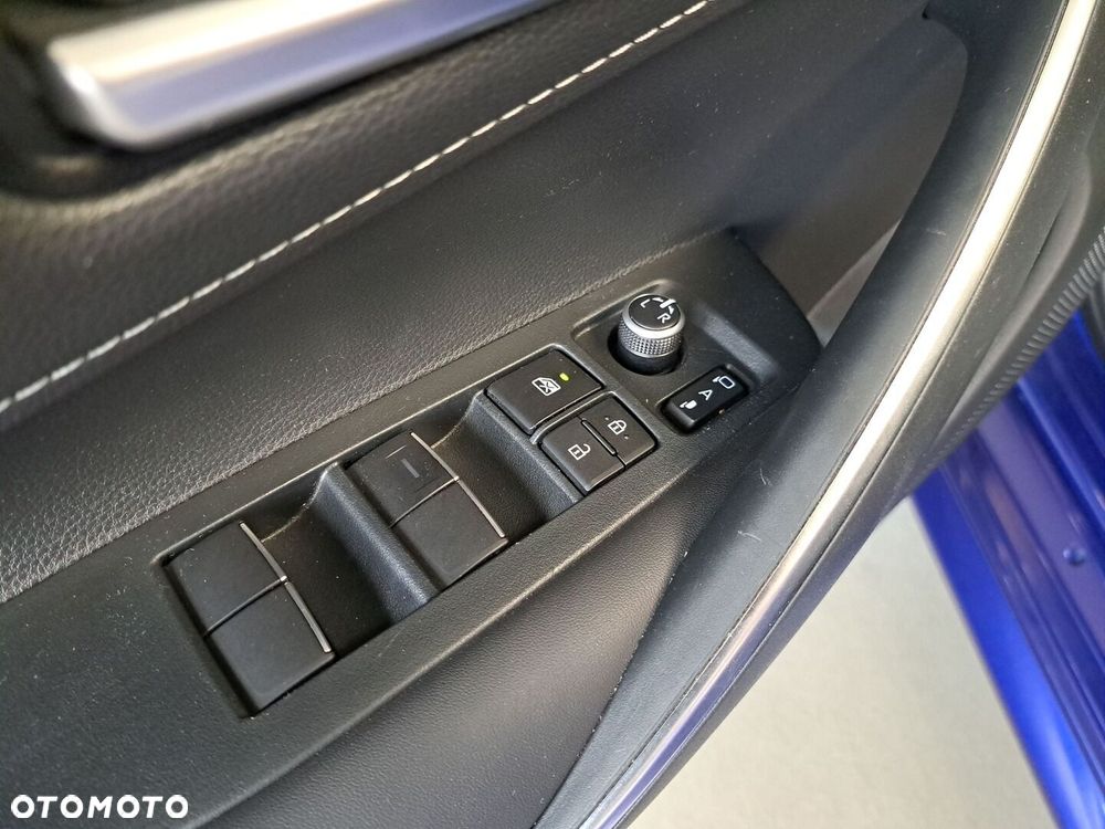 Toyota Corolla 1.8 Hybrid Style - 31