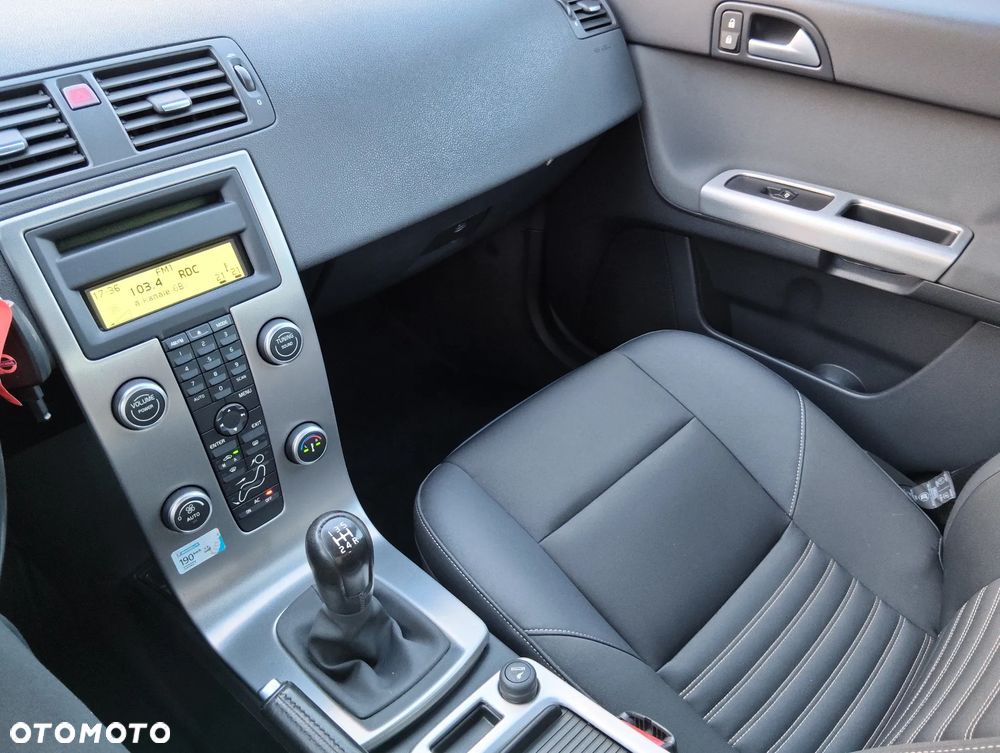 Volvo S40 2.0 - 11