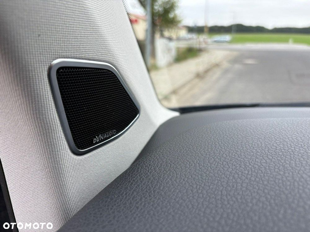 Volkswagen Multivan - 18