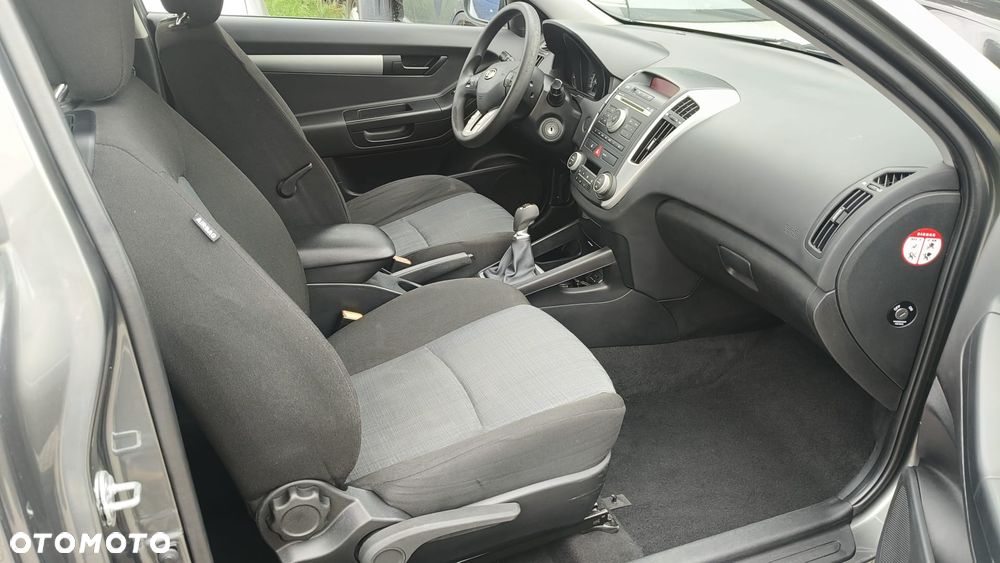 Kia ProCeed 1.4 CVVT Edition 7 - 11