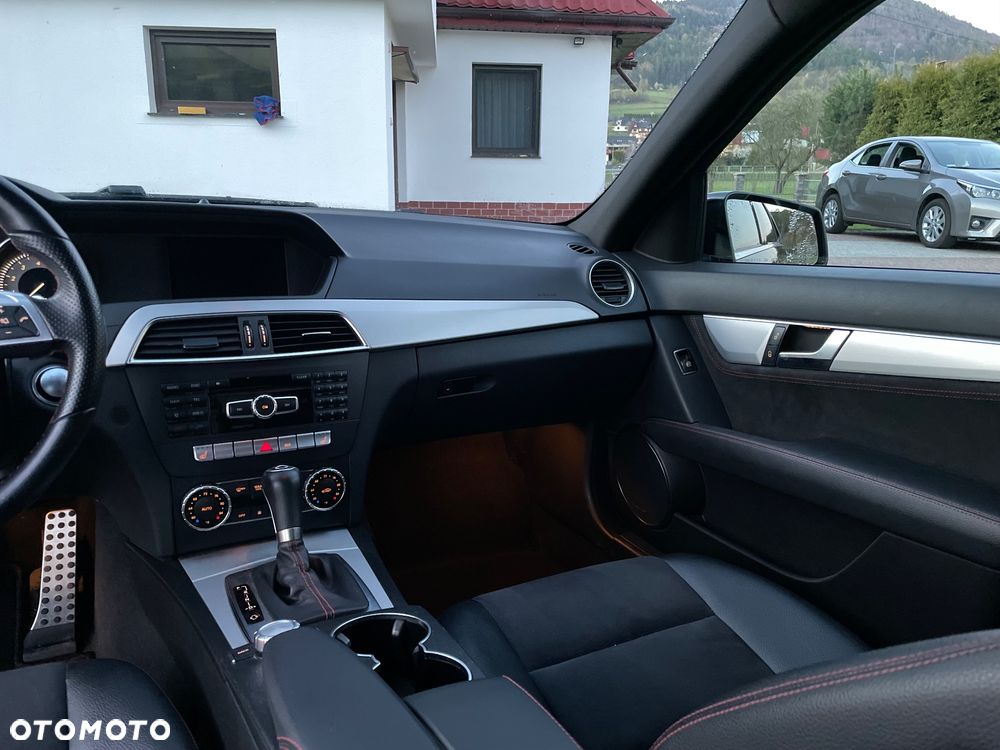 Mercedes-Benz Klasa C - 26