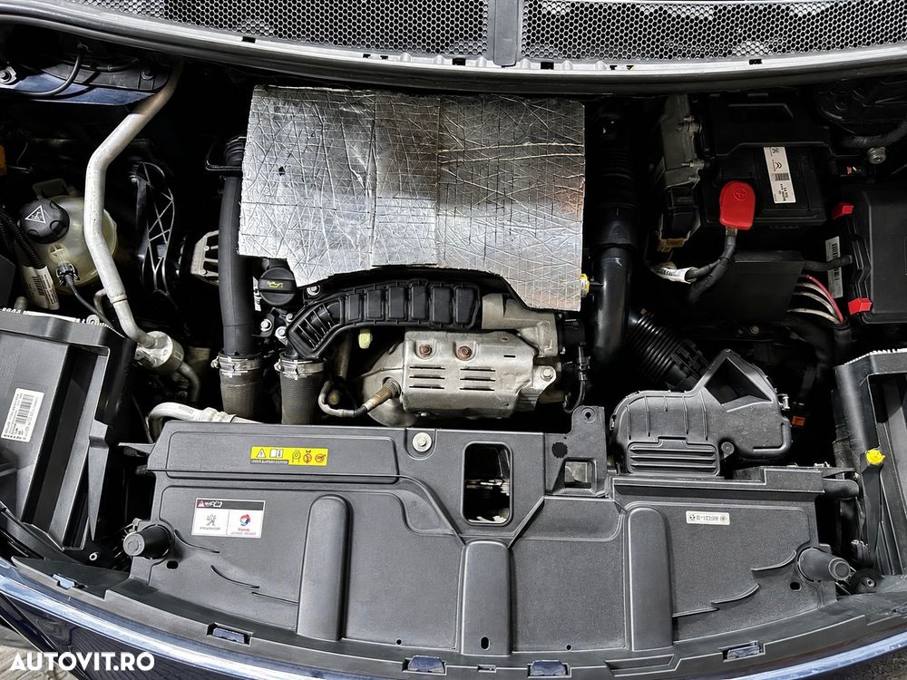 Peugeot 5008 - 14