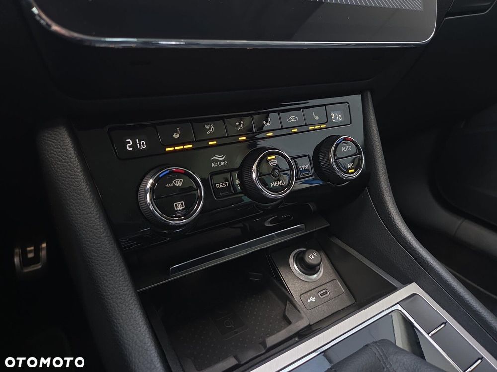 Skoda Superb - 16