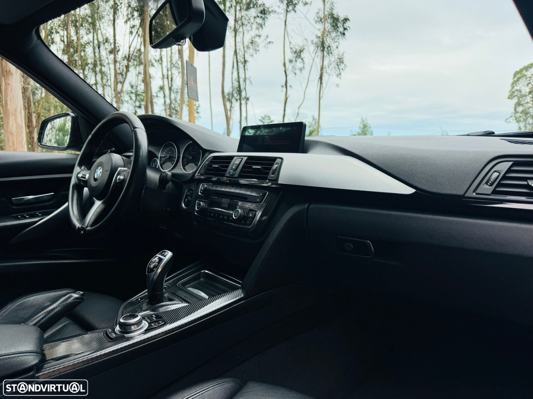 BMW 320 d Touring Auto Pack M - 41