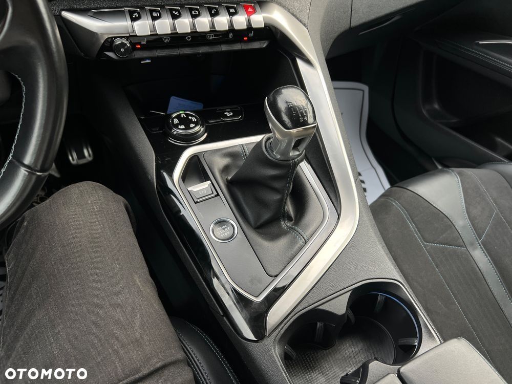 Peugeot 5008 PureTech 130 Stop & Start Crossway - 27