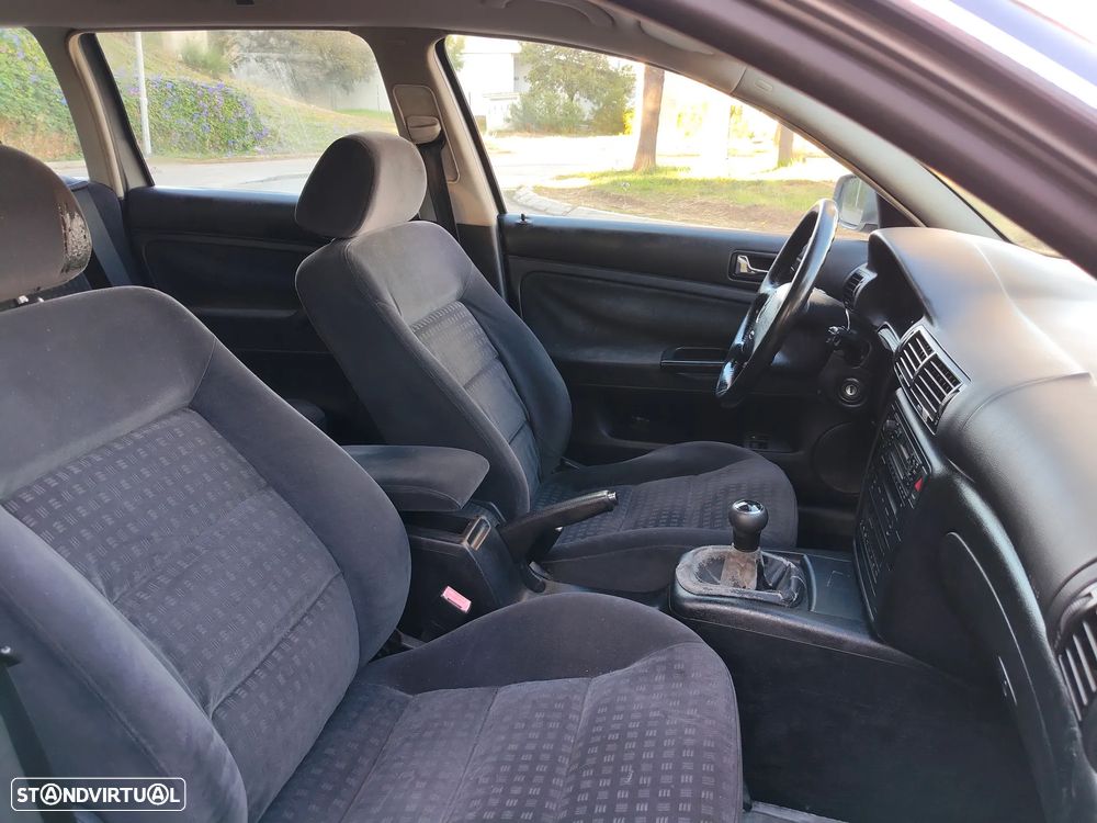 VW Passat Variant 1.9 TDi Confortline - 16