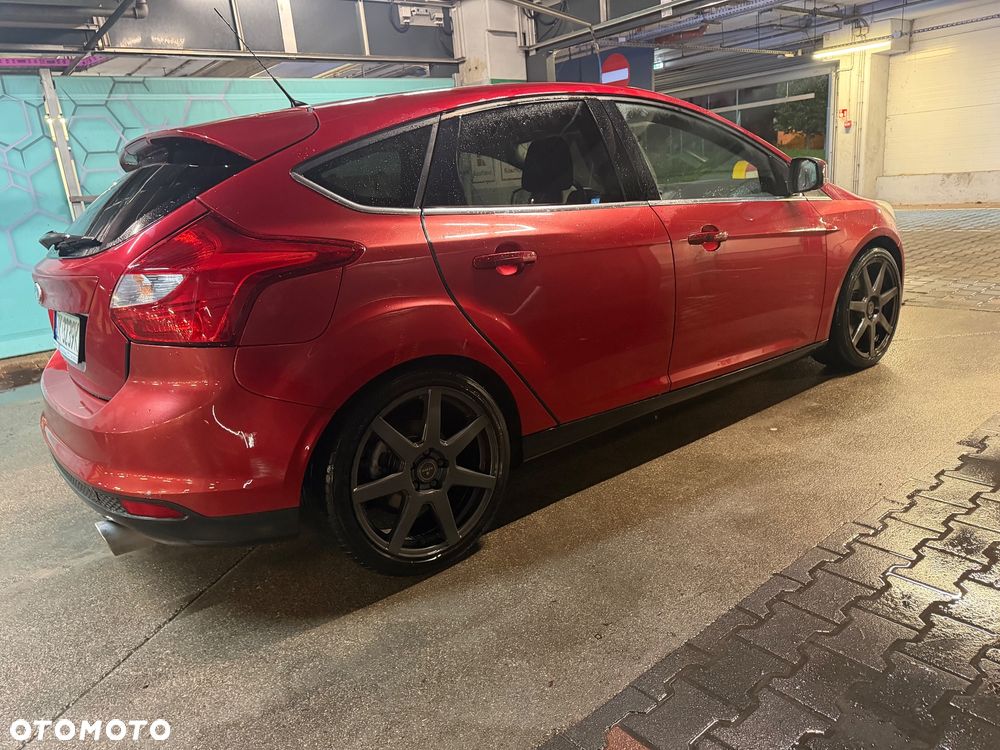 Ford Focus 1.6 EcoBoost Titanium - 5