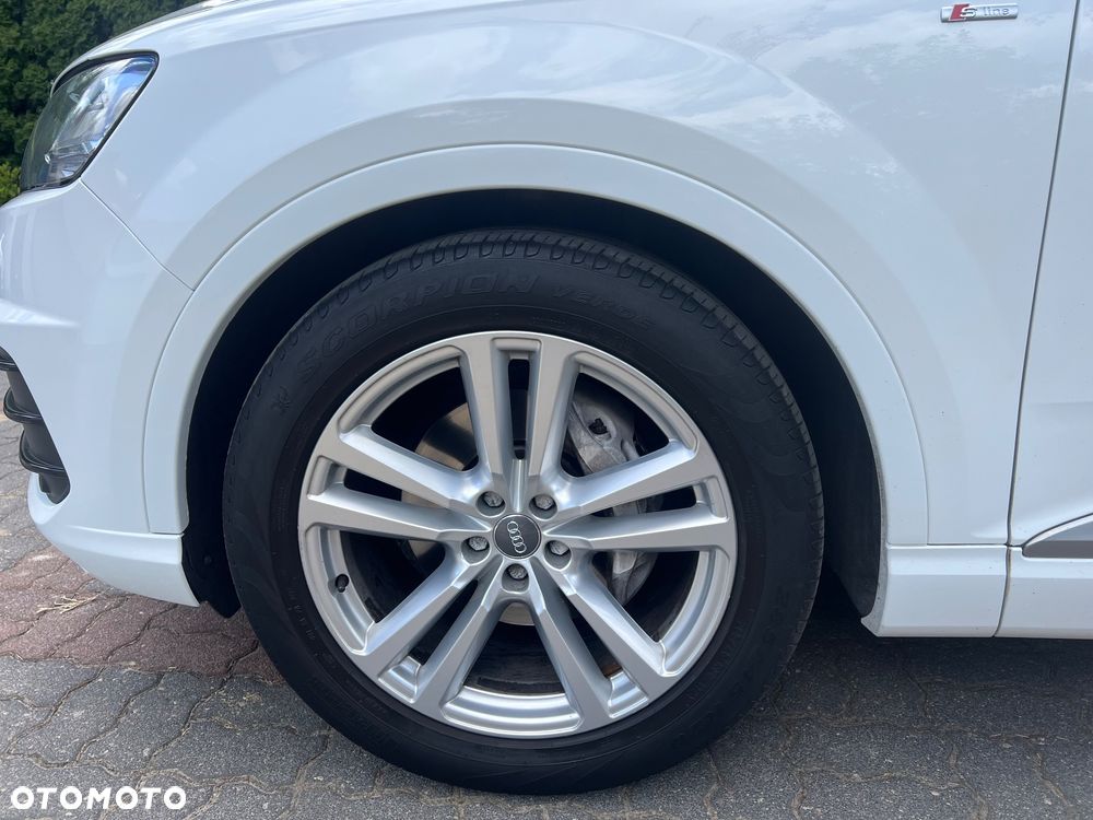 Audi Q7 - 6