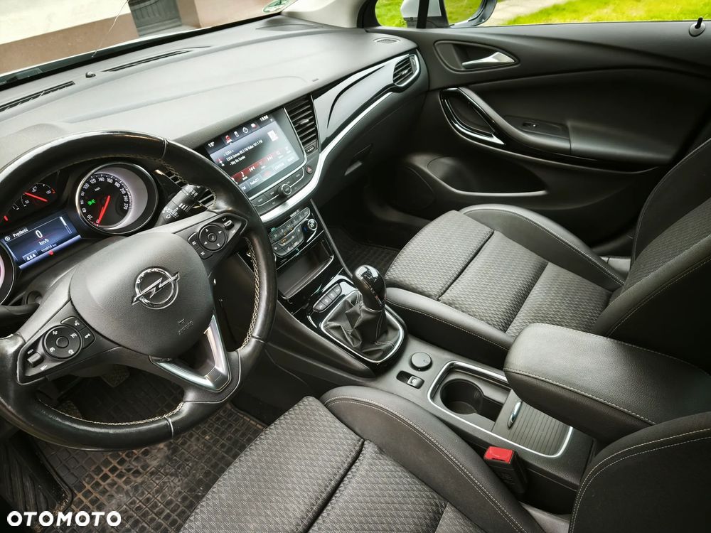 Opel Astra 1.6 D (CDTI) Start/Stop Innovation - 15