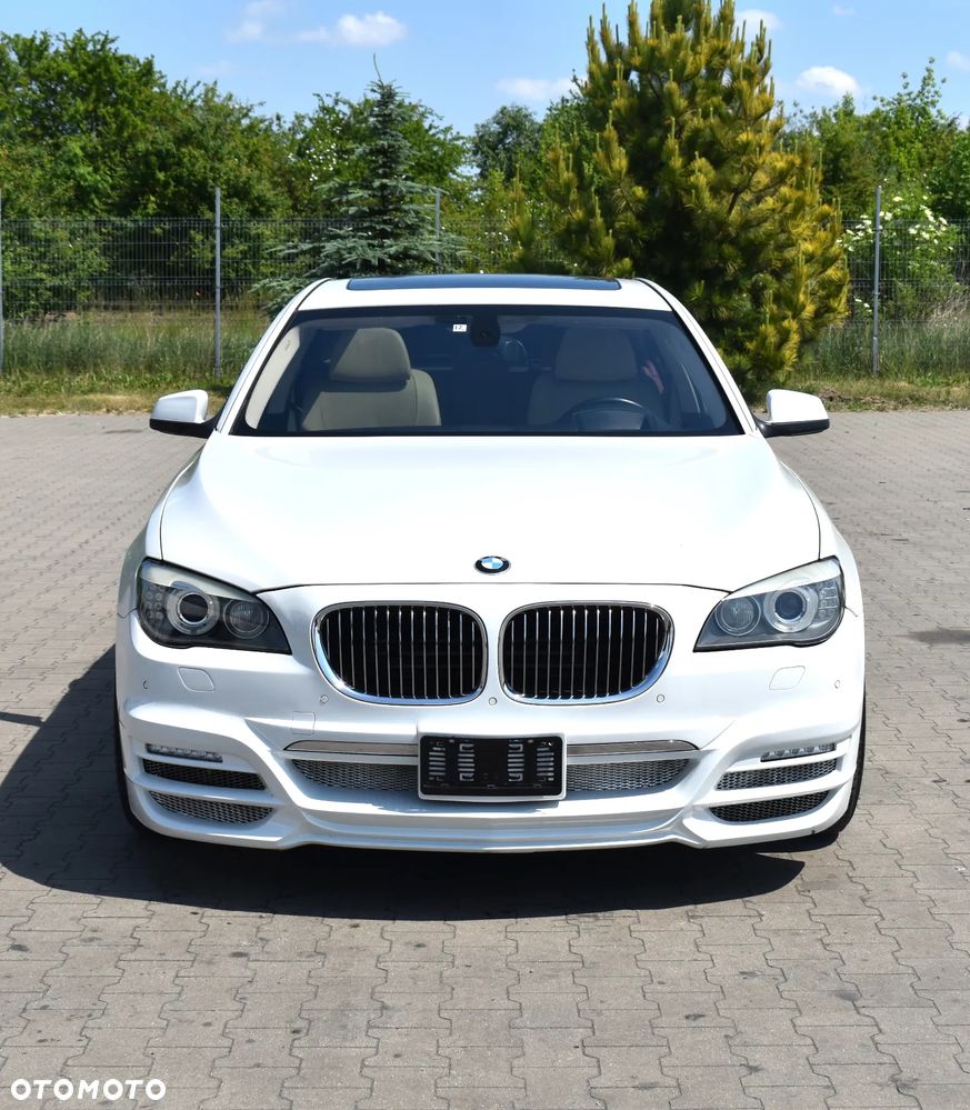 BMW i7 - 3