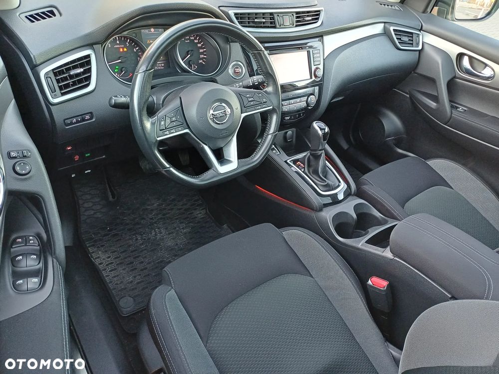 Nissan Qashqai 1.2 DIG-T N-Connecta Xtronic - 6